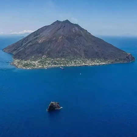 La Mia Valigia A Stromboli